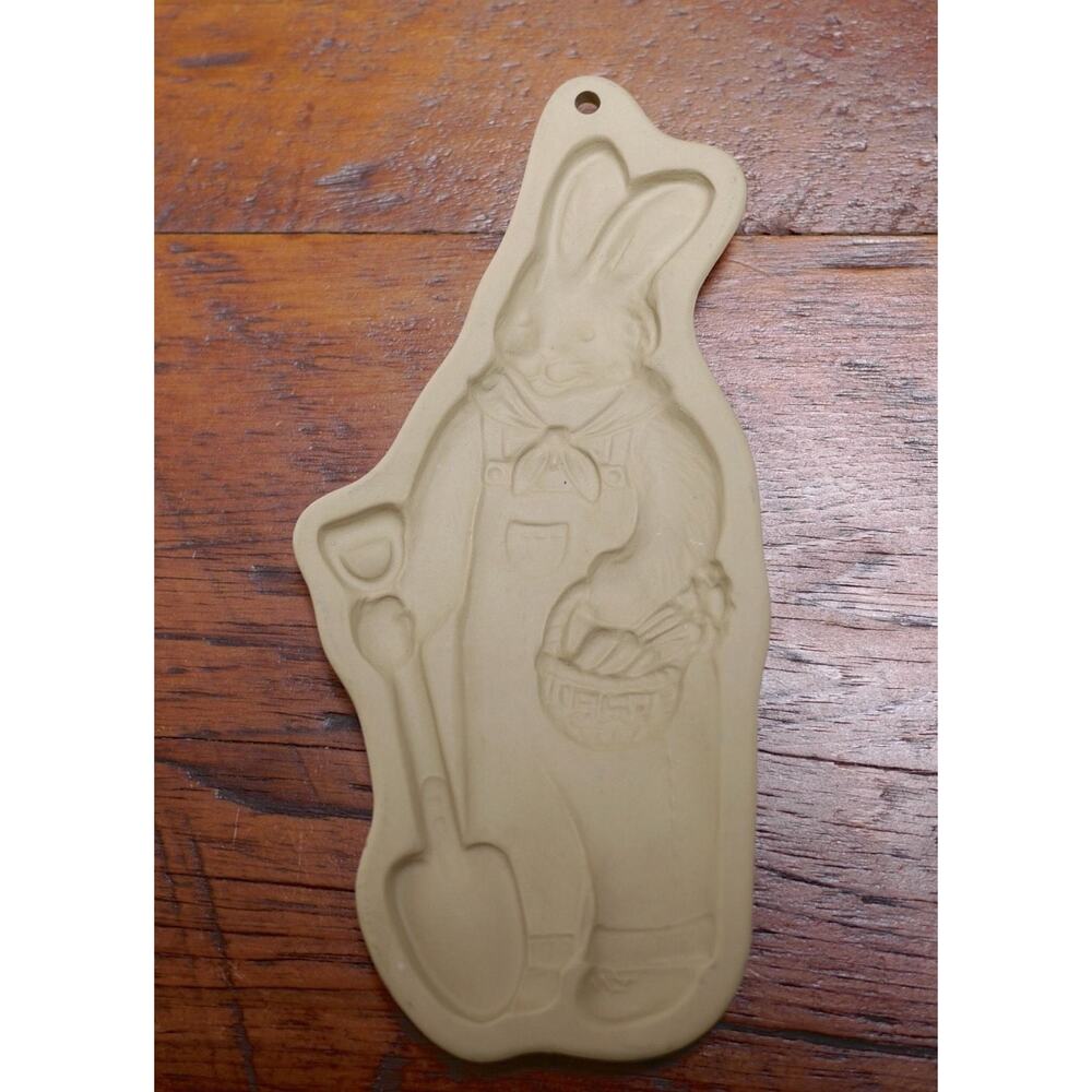 Genuine Vintage 1992 BROWN BAG Cookie Art Mold Easter Bunny Farmer Rabbit